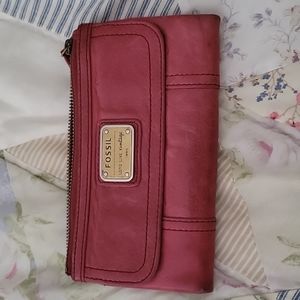 Fossil wallet in rustic red